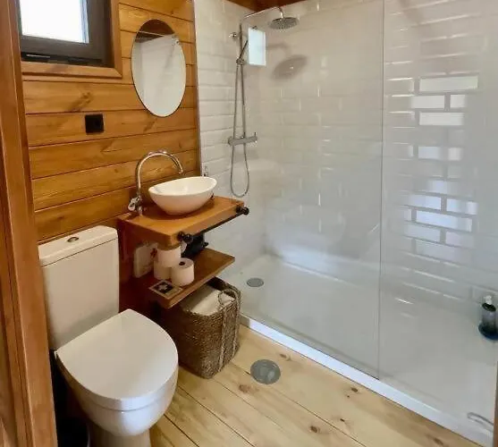 Mountain Eco Shelter 9