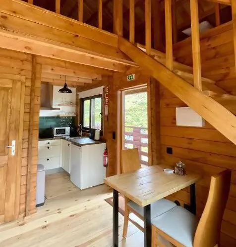 Mountain Eco Shelter 9 Οργανωμένο κάμπινγκ Φουνκάλ