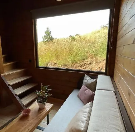 Mountain Eco Shelter 9